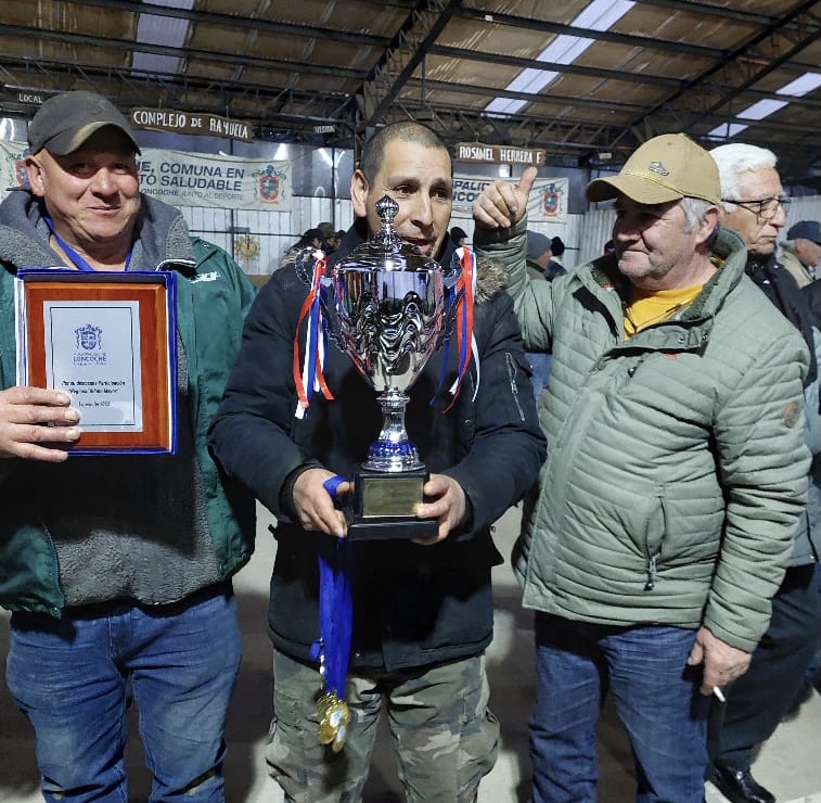 PUCÓN SE CORONÓ CAMPEÓN REGIONAL DE RAYUELA ADULTO MAYOR – Website de la Municipalidad de Pucón